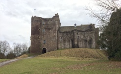 Замок Дун (Шотландия)
