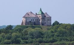 Олесский замок (Украина)